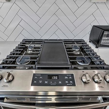 Villa Modern 3Bd Retreat I Near Hotspots I Sleeps 12 Houston Esterno foto
