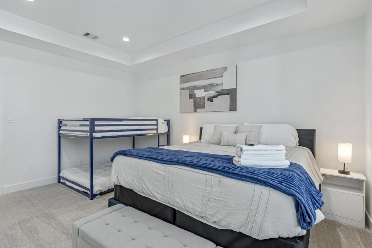 Villa Modern 3Bd Retreat I Near Hotspots I Sleeps 12 Houston Esterno foto