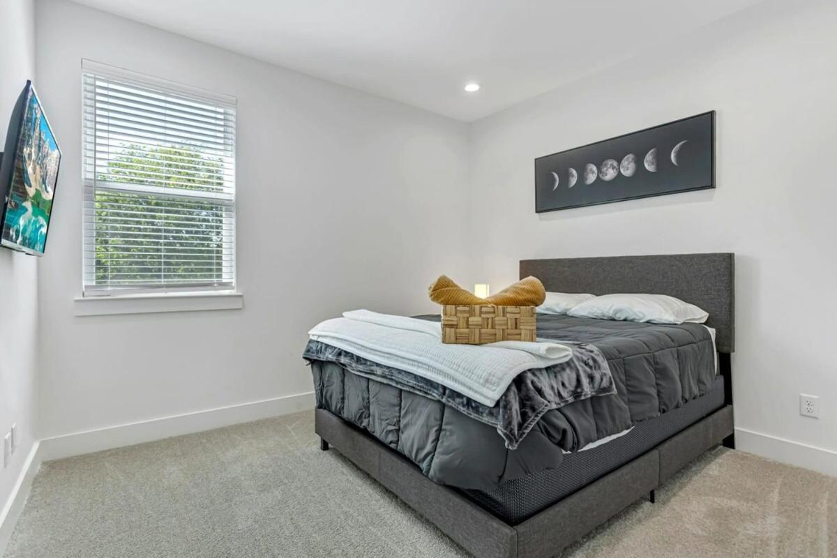 Villa Modern 3Bd Retreat I Near Hotspots I Sleeps 12 Houston Esterno foto